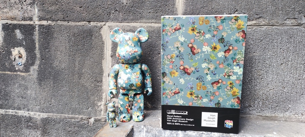 Bearbrick Van Gogh Museum Floral Pattern 50th Anniversary 400% + 100%