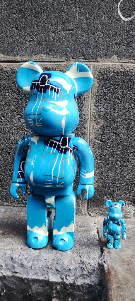 Bearbrick V9 Basquiat 400% + 100%