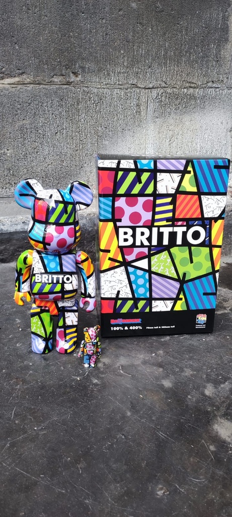 Bearbrick Romero Britto 400% + 100%